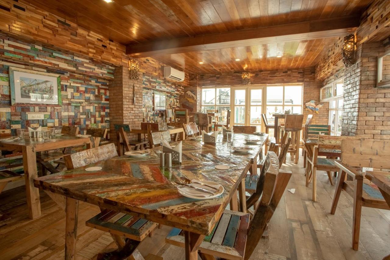 State Beach Resort And Spa Каннур Екстер'єр фото