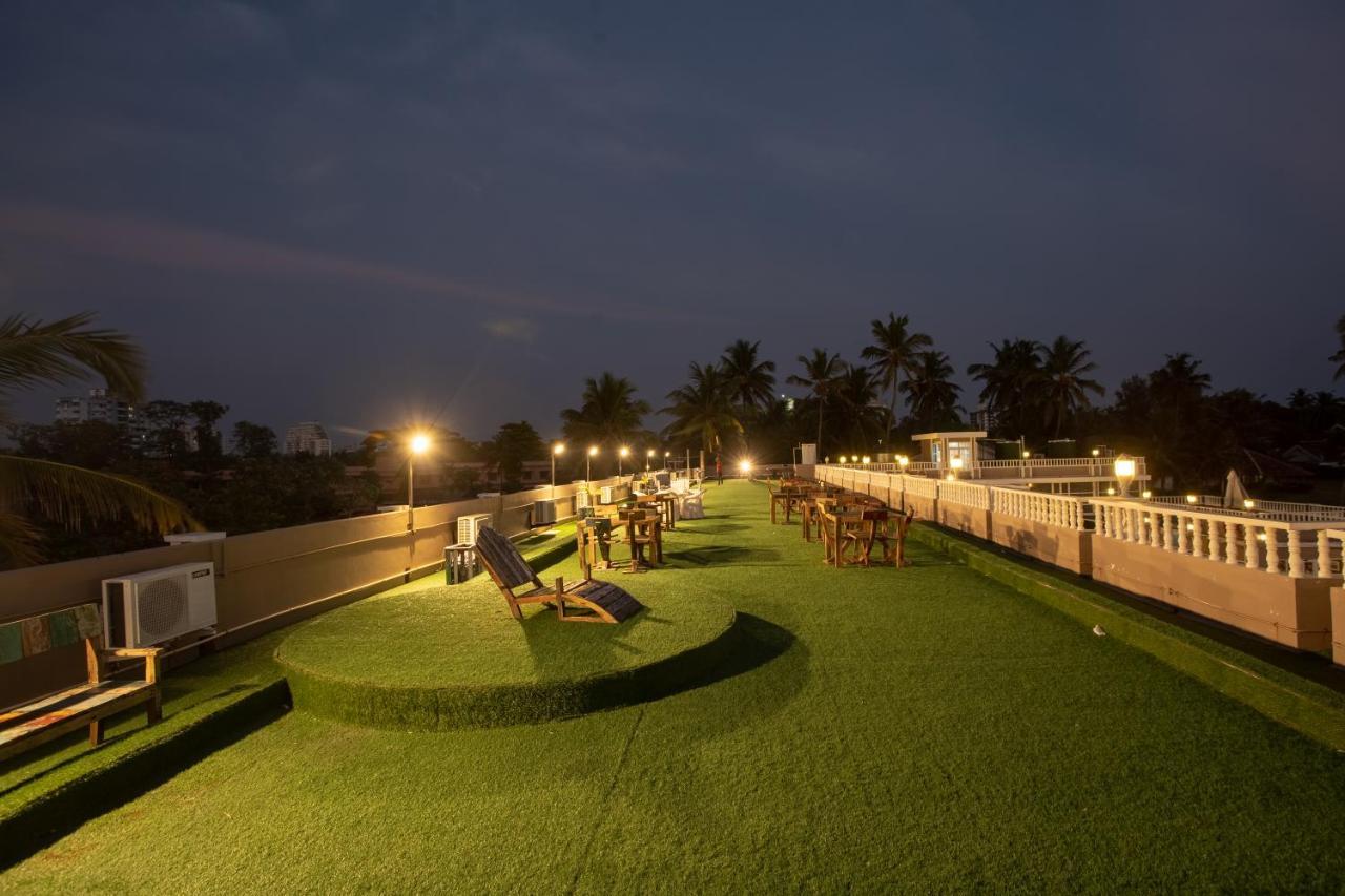 State Beach Resort And Spa Каннур Екстер'єр фото