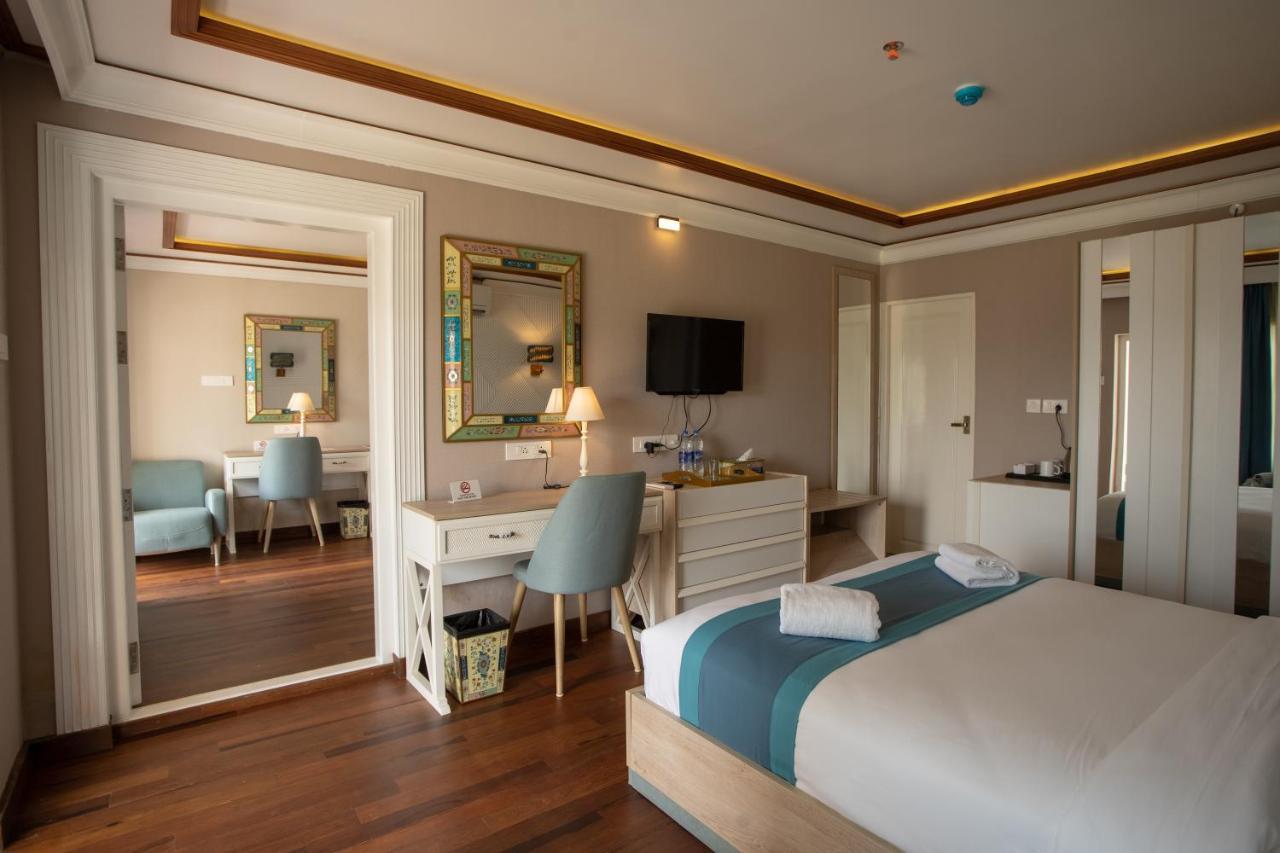 State Beach Resort And Spa Каннур Екстер'єр фото